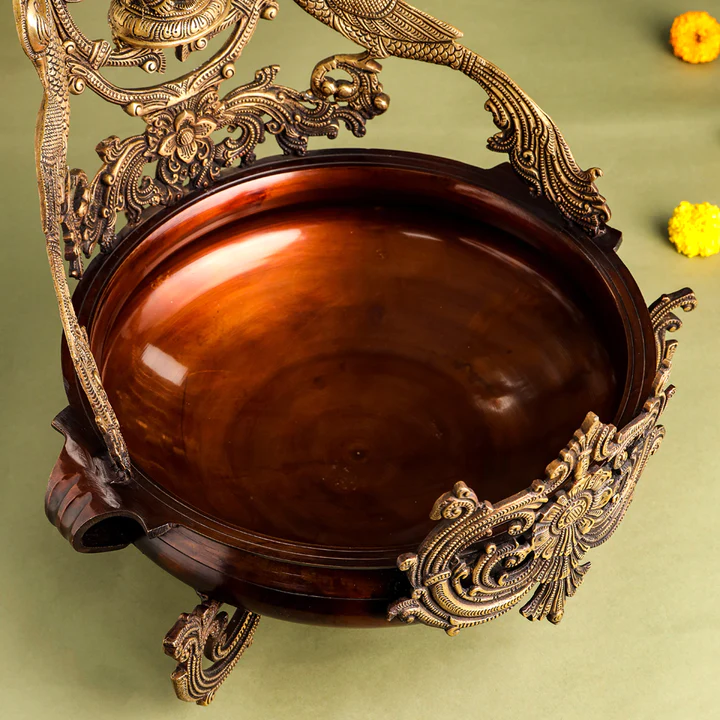 Brass Traditional Ganesha Urli/floater (19 Inch) - Image 2